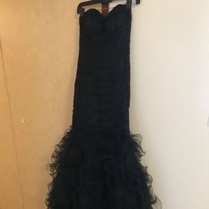 Black Tulle Mermaid Formal Gown/Dress